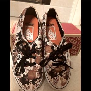 ❤️🐱. ASPCA Kitten Vans